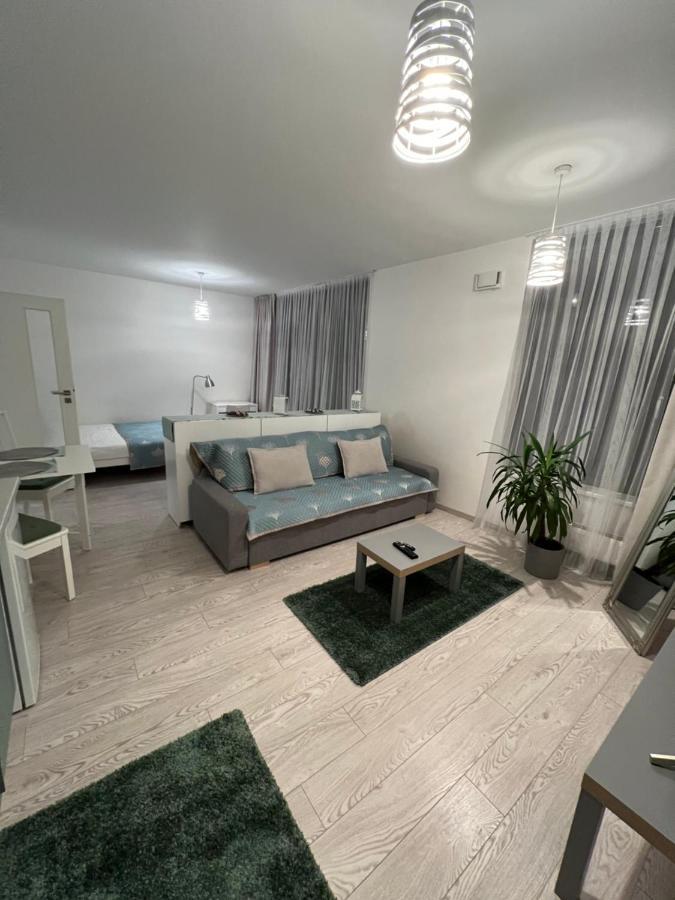 Free Parking In Garage Karolina Plazza, New Cosy Studio With All You Need Prag Exteriör bild